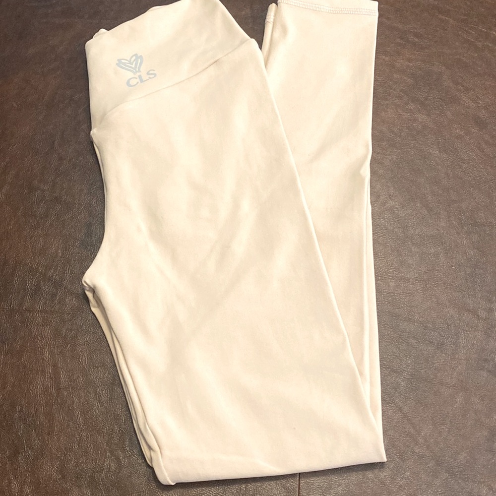 CLS scrunch butt leggings